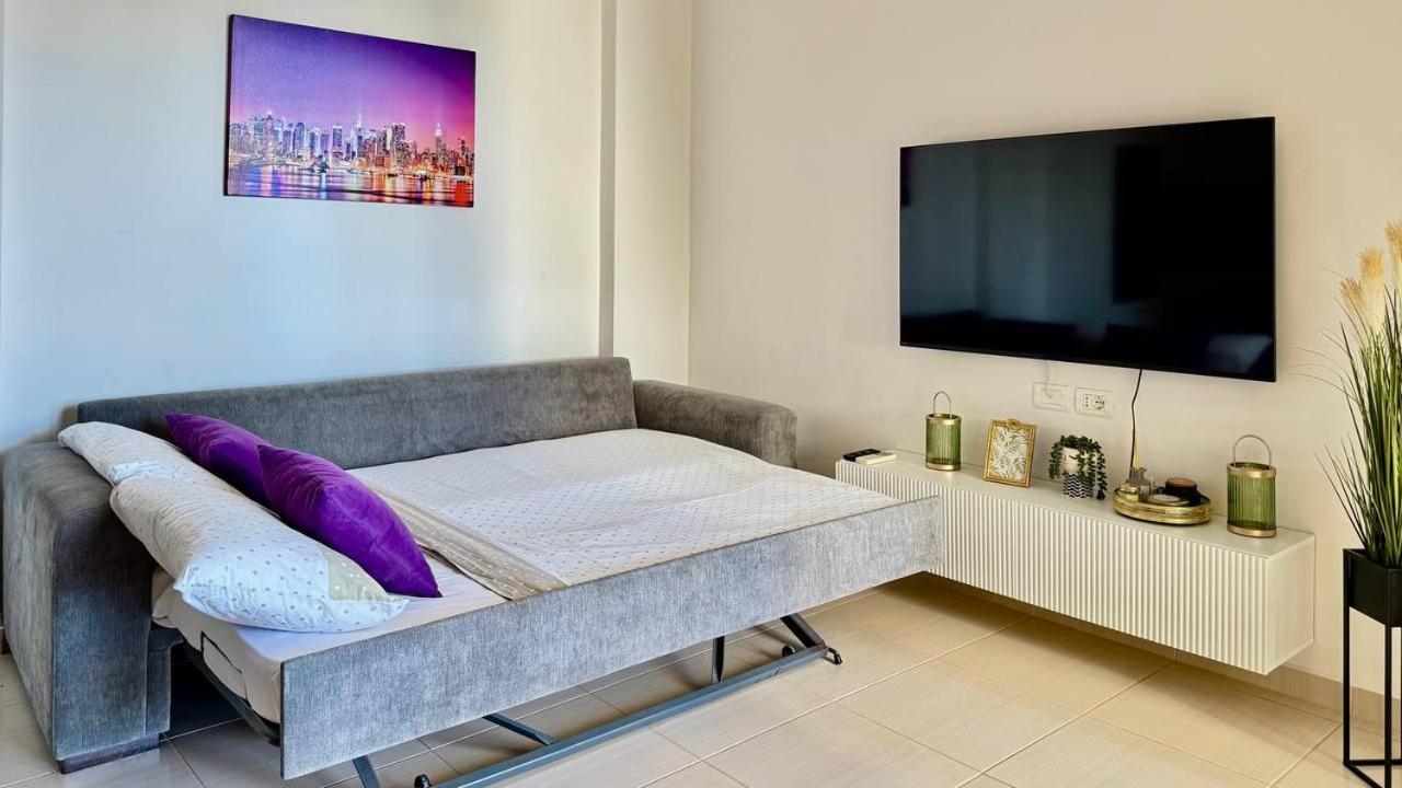 White Coast Apartment Sarandë