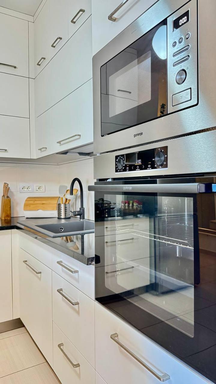 Apartment White Coast Sarandë